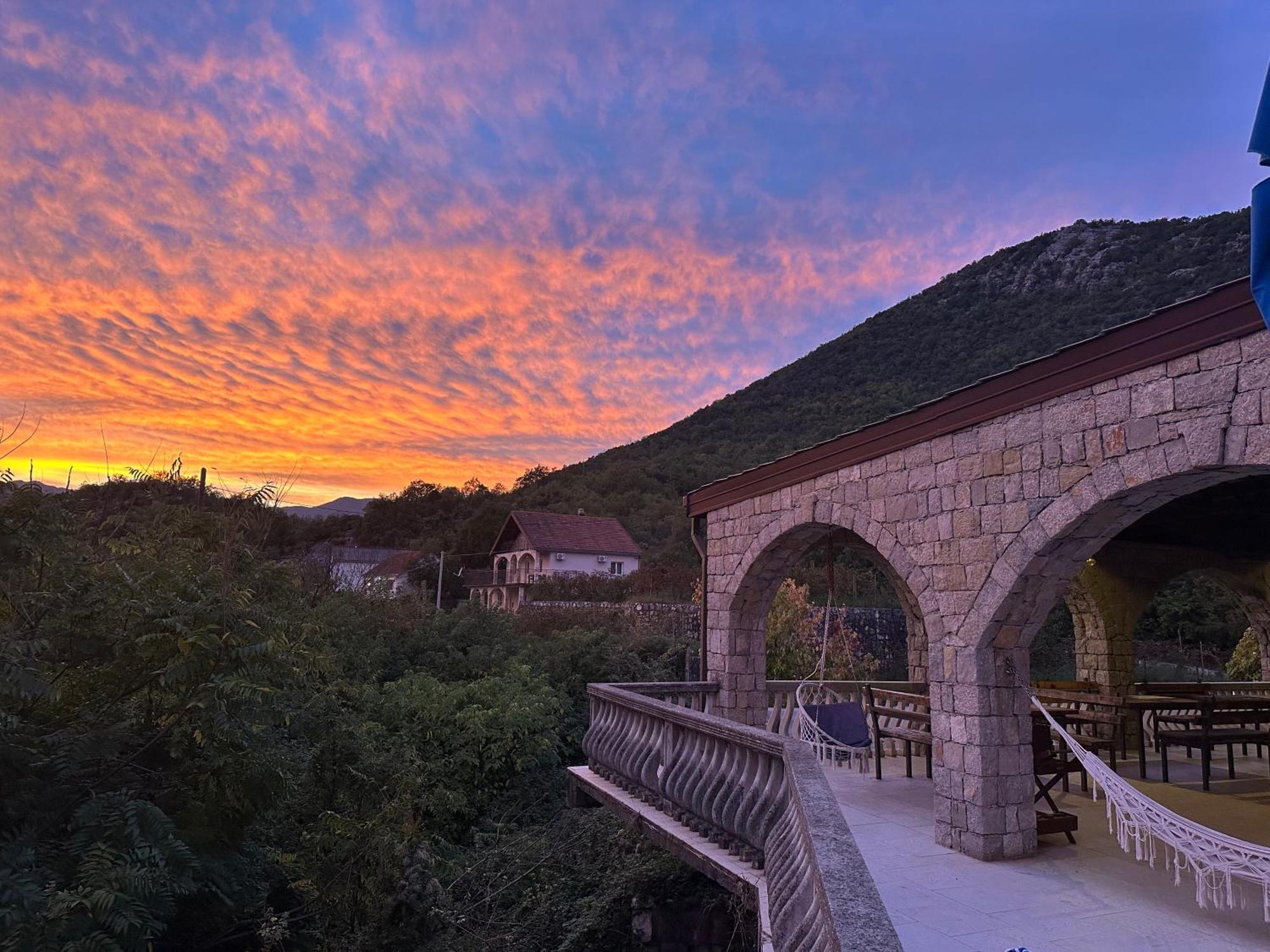 Skadar Lake Family Resort Rijeka Crnojevića Esterno foto
